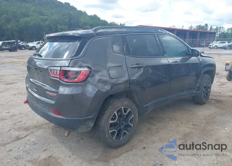 2019 Jeep Compass Trailhawk 4X4 z USA, uszkodzony, nr VIN 3C4NJDDB4KT683056